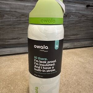 Owala Limited Edition Boo-ya 32oz Freesip Glow in the Dark Bottle